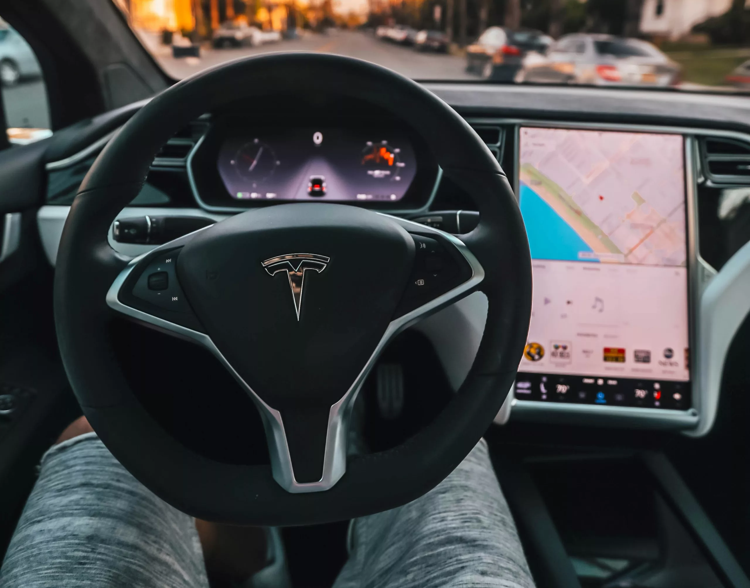 Self Driving Trends 2025: How Autonomous Vehicles Are Reshaping the Road Ahead